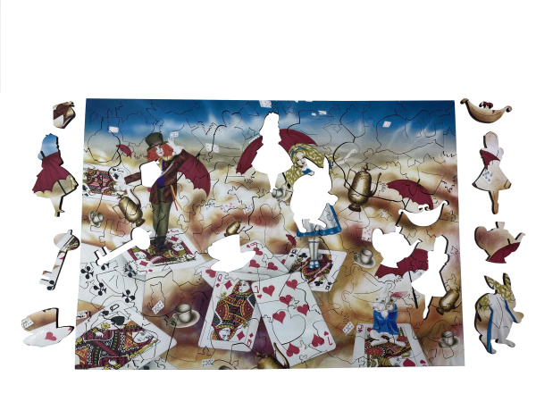 Деревянный пазл серия Сказки "Alice in the Wonderland"