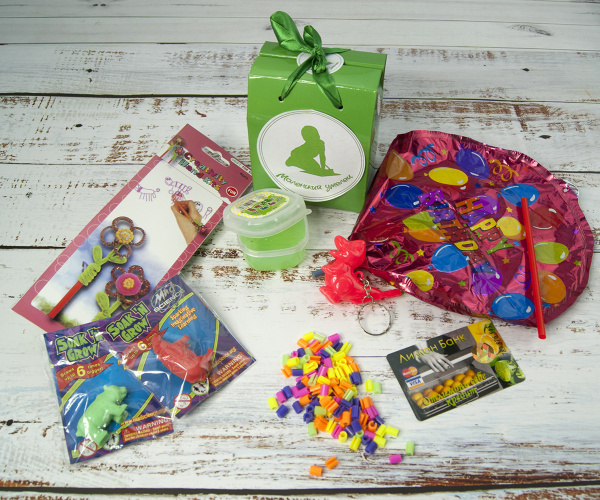 2813291403_w640_h640_podarok-detskij-67012 (1)