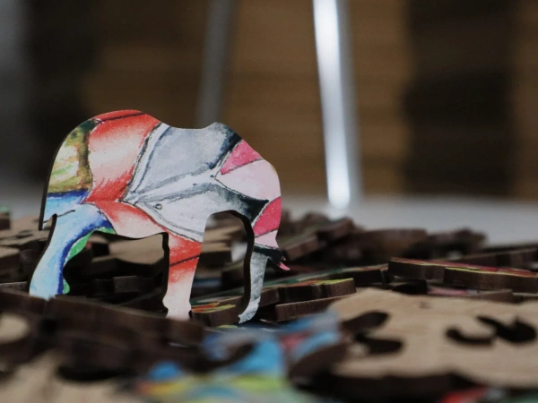 Деревянный пазл "Слон" 381х323мм. 179 элемента